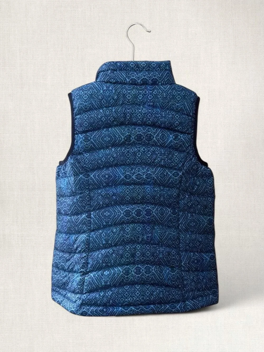 Patagonia Blue Geometric Quilted Boys Vest Size Small (7-8)